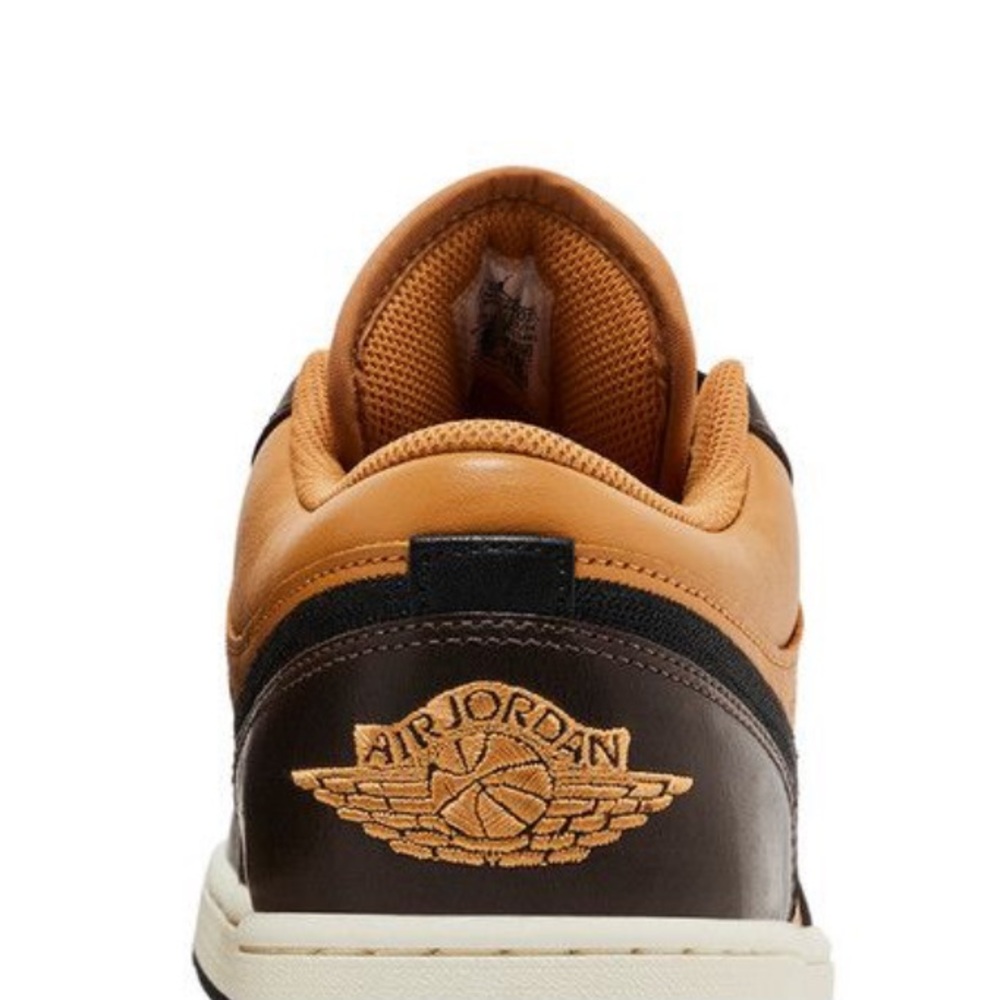 Jordan
1 low SE
Flax baroque brown’
Brand new - Picture 6 of 7